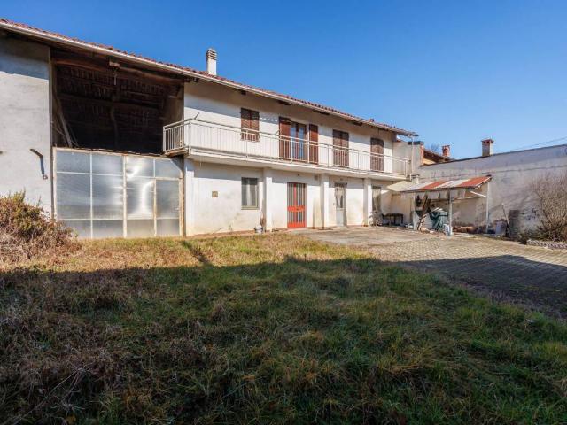 Villa Indipendente in vendita a Valle Sauglio, Trofarello