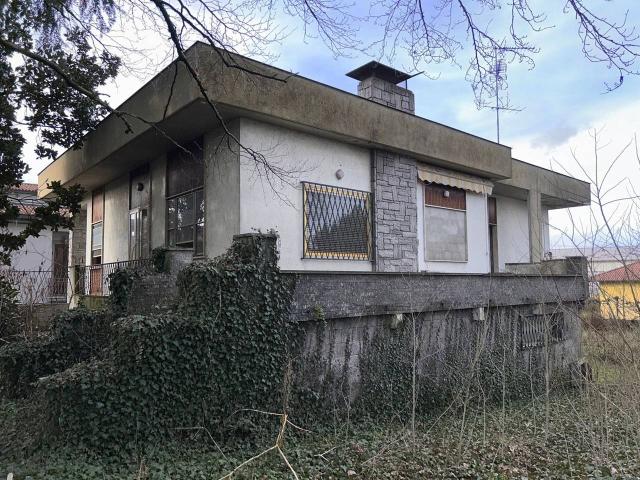 Villa Indipendente in vendita a Tromello, Lombardia