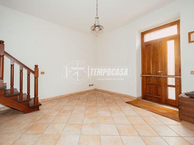 Villa Indipendente in vendita a Tromello, Lombardia