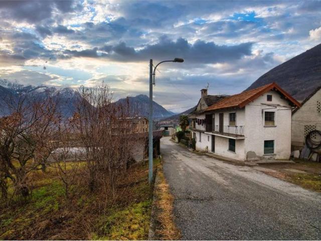 Villa Indipendente in vendita a Piemonte, Verbano-cusio-ossola