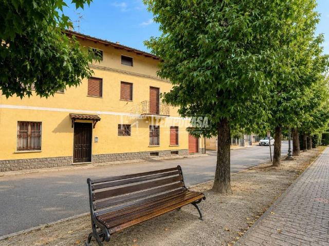 Villa Indipendente in vendita a Piemonte, Vercelli
