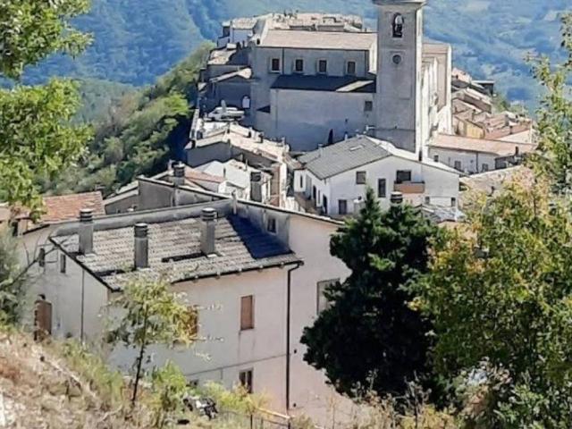 Villa Indipendente in vendita a Tufillo, Abruzzo