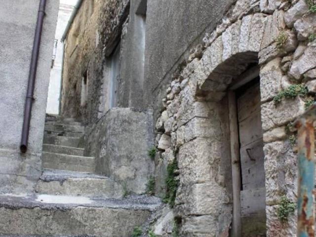 Villa Indipendente in vendita a Tufillo, Abruzzo