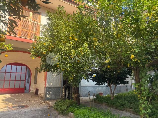 Villa Indipendente in vendita a Tufino, Campania
