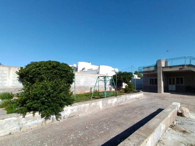 Villa Indipendente in vendita a Montegrappa, Puglia