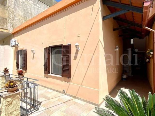 Villa Indipendente in vendita a Montegrappa, Puglia