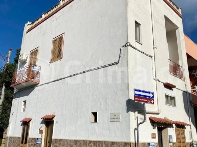 Villa Indipendente in vendita a Montegrappa, Puglia