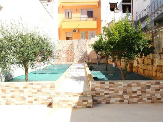 Villa Indipendente in vendita a Montegrappa, Puglia