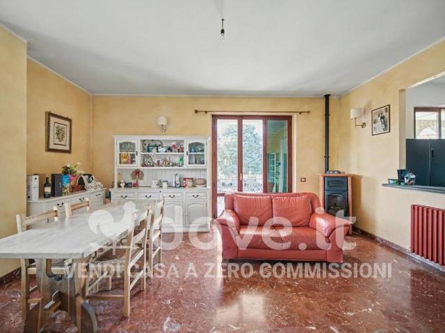 Villa Indipendente in vendita a Tuoro Sul Trasimeno, Umbria