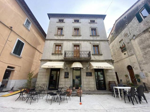 Villa Indipendente in vendita a Tuoro Sul Trasimeno, Umbria