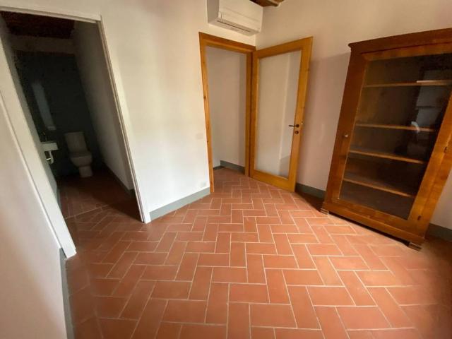 Villa Indipendente in vendita a Tuoro Sul Trasimeno, Umbria