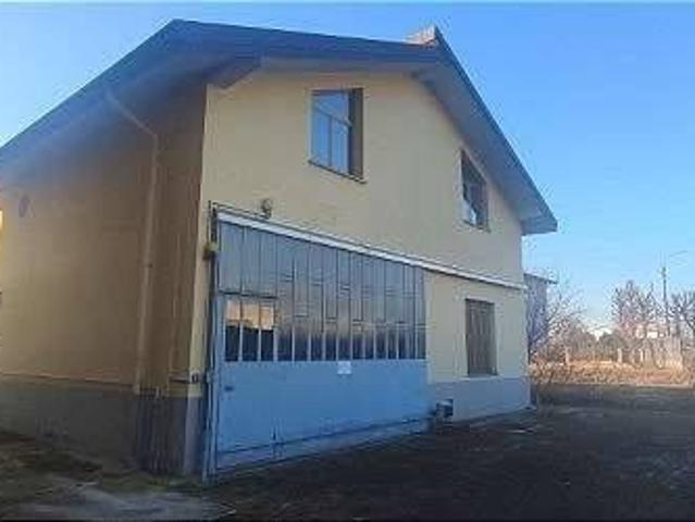 Villa Indipendente in vendita a Turate, Lombardia