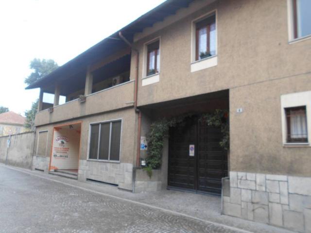 Villa Indipendente in vendita a Turbigo, Lombardia