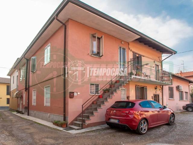 Villa Indipendente in vendita a Uboldo, Varese