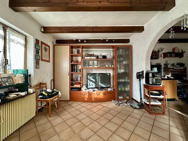 Villa Indipendente in vendita a Paderno, Reana Del Roiale
