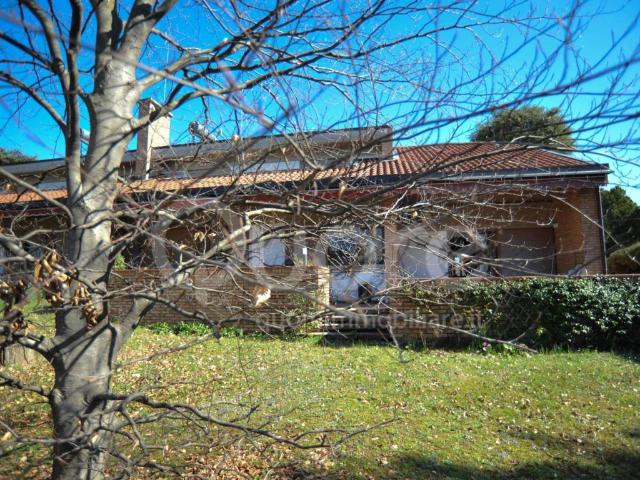 Villa Indipendente in vendita a Paderno, Reana Del Roiale