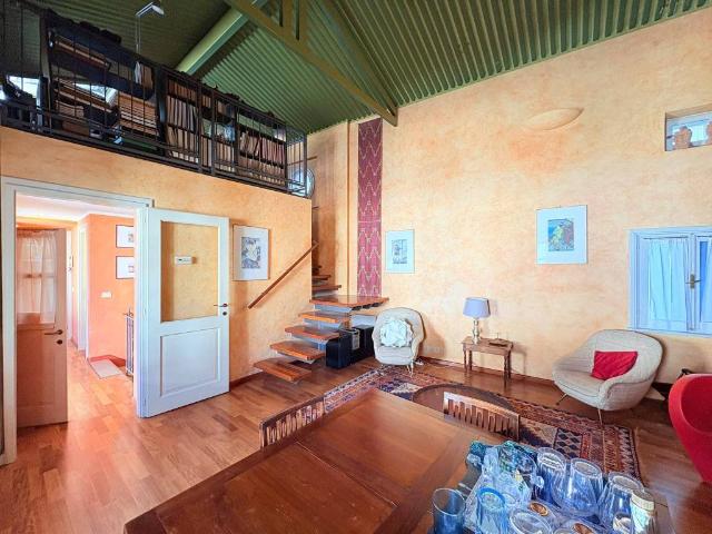 Villa Indipendente in vendita a Borgo Gemona / Borc Glemone, Udine / Udin