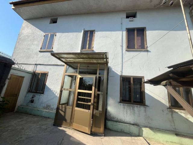 Villa Indipendente in vendita a Cormôr Basso, Reana Del Roiale