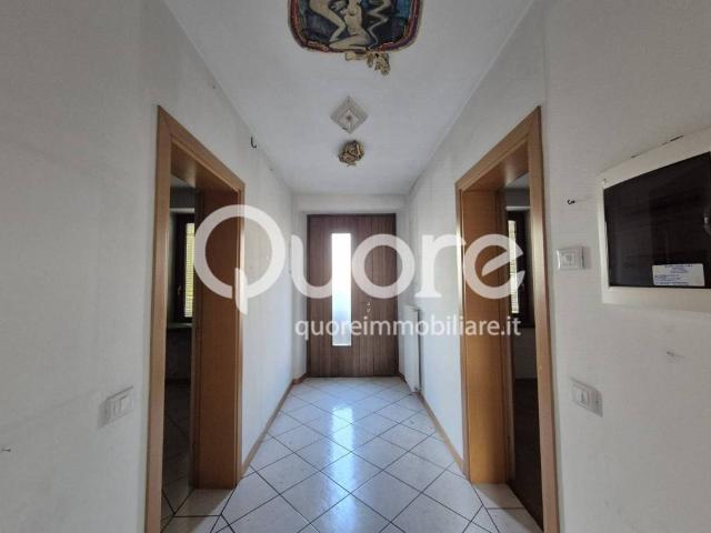Villa Indipendente in vendita a Cormôr Alto, Reana Del Roiale