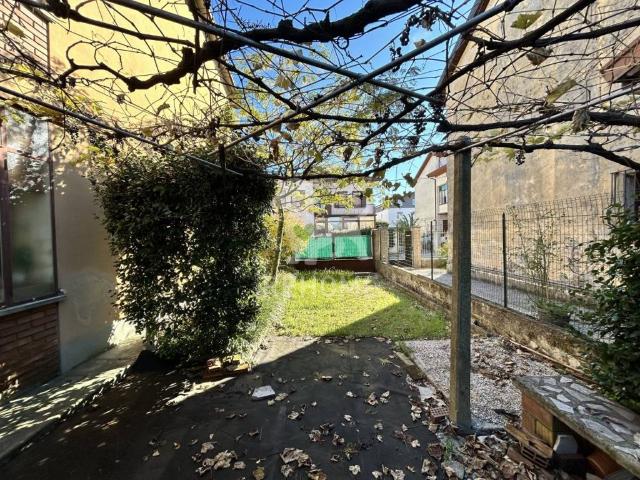 Villa Indipendente in vendita a Casali Osellin, Reana Del Roiale