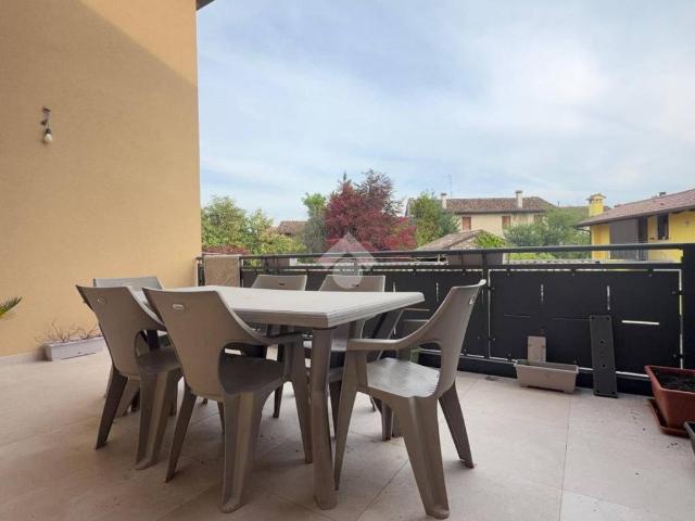 Villa Indipendente in vendita a Paderno, Reana Del Roiale