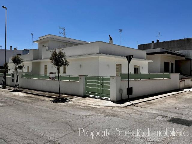 Villa Indipendente in vendita a Puglia, Lecce