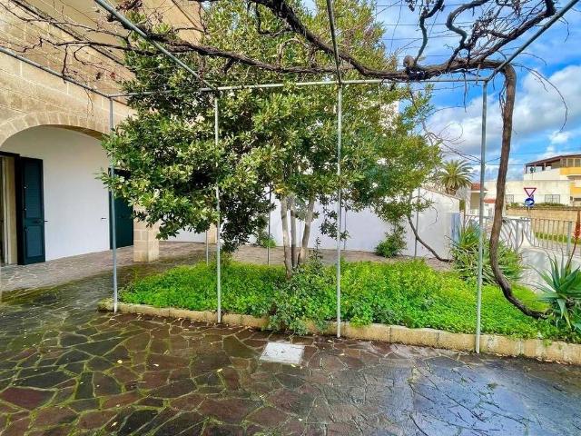 Villa Indipendente in vendita a Torre San Giovanni, Ugento