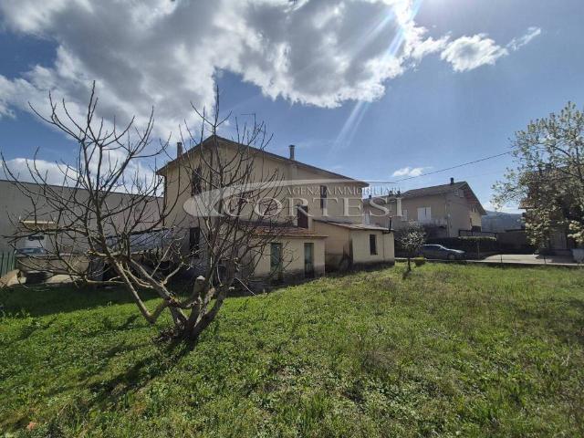 Villa Indipendente in vendita a Umbertide, Umbria