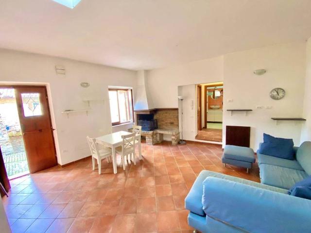 Villa Indipendente in vendita a Marche, Pesaro E Urbino