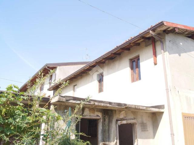 Villa Indipendente in vendita a Urgnano, Bergamo