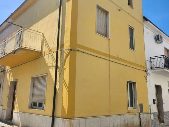 Villa Indipendente in vendita a Ururi, Molise