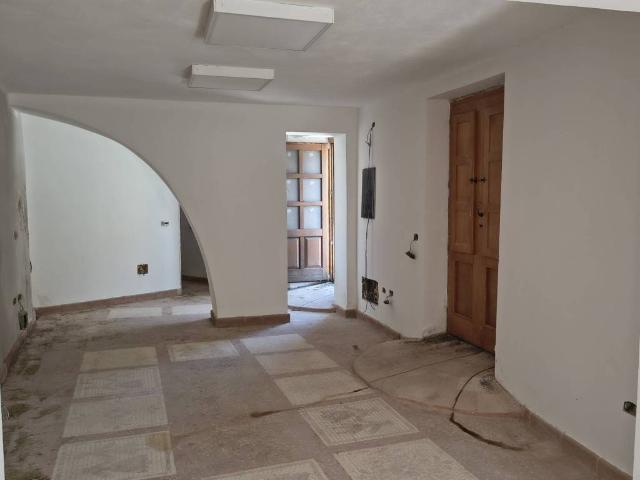 Villa Indipendente in vendita a Usellus, Sardigna/Sardegna