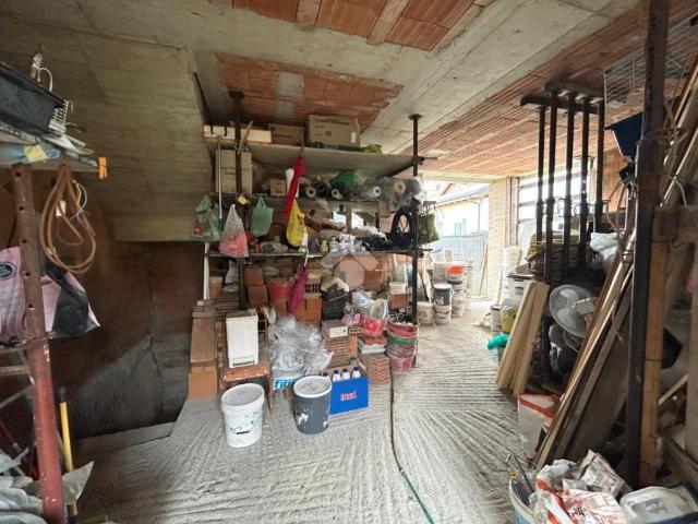Villa Indipendente in vendita a Usmate Velate, Usmate