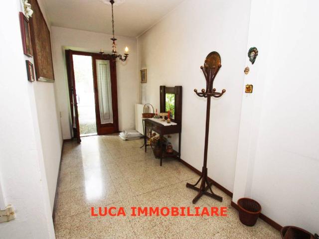 Villa Indipendente in vendita a Uzzano, Toscana