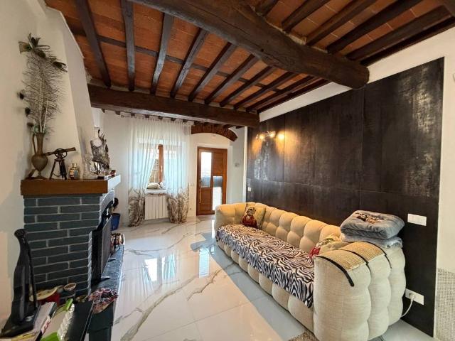 Villa Indipendente in vendita a Uzzano E Castello, Toscana