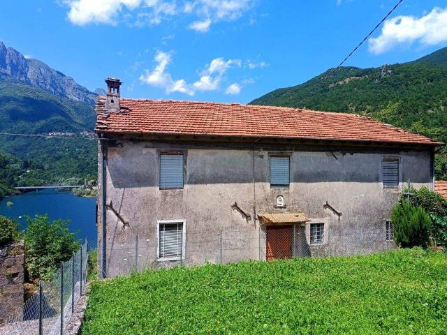 Villa Indipendente in vendita a Unione Comuni Garfagnana, Vagli Sotto