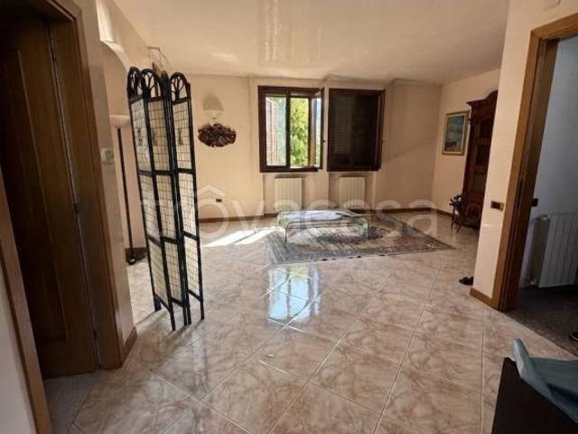 Villa Indipendente in vendita a Vaiano, Toscana