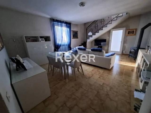 Villa Indipendente in vendita a Vaiano Cremasco, Lombardia