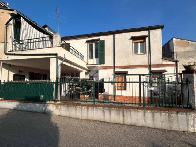 Villa Indipendente in vendita a Vaiano Cremasco, Lombardia