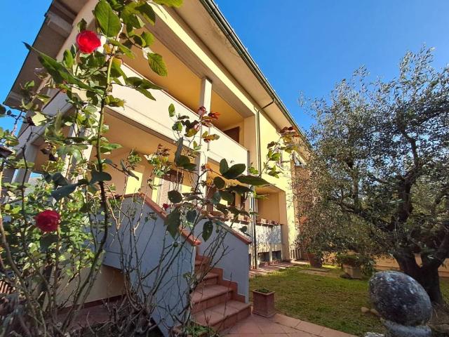 Villa Indipendente in vendita a La Tignamica, Vaiano