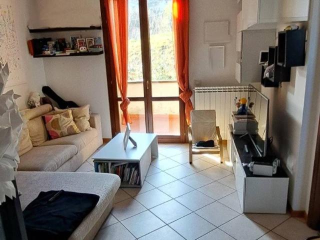 Villa Indipendente in vendita a Schignano, Vaiano