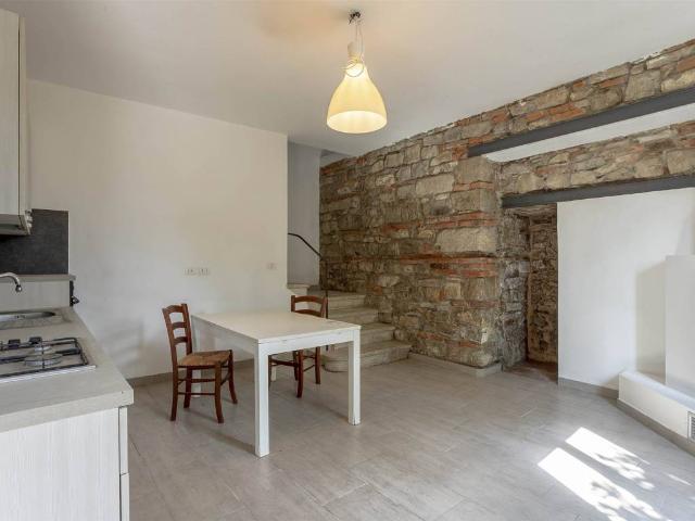 Villa Indipendente in vendita a Sofignano, Vaiano
