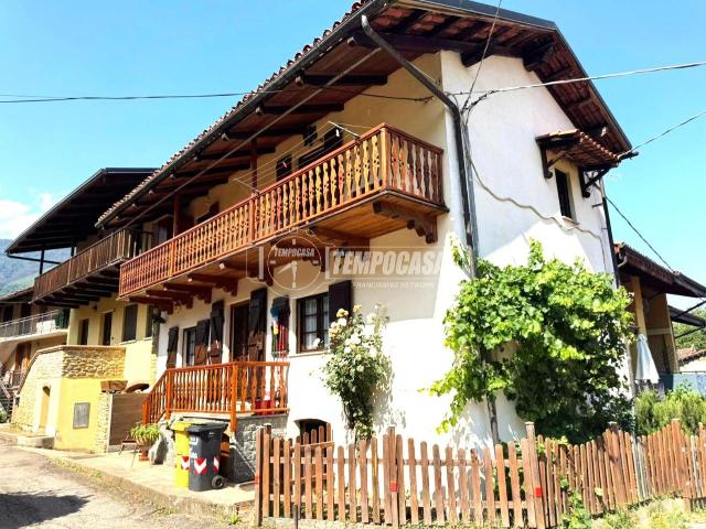 Villa Indipendente in vendita a Unione Montana di Comuni delle Valli di Lanzo, Ceronda e Casternone, Piemonte