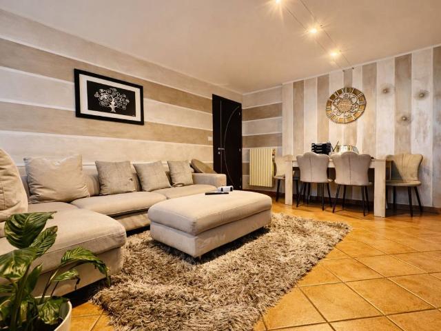 Villa Indipendente in vendita a Unione Montana di Comuni delle Valli di Lanzo, Ceronda e Casternone, Piemonte