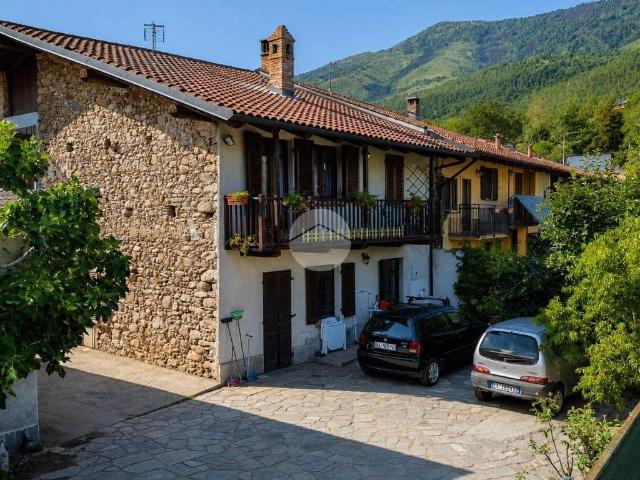 Villa Indipendente in vendita a Unione Montana di Comuni delle Valli di Lanzo, Ceronda e Casternone, Piemonte