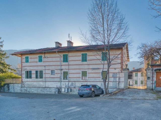 Villa Indipendente in vendita a Unione Montana di Comuni delle Valli di Lanzo, Ceronda e Casternone, Piemonte