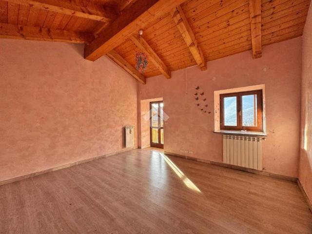 Villa Indipendente in vendita a Unione Montana di Comuni delle Valli di Lanzo, Ceronda e Casternone, Piemonte