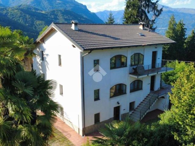 Villa Indipendente in vendita a Val di Chy, Piemonte