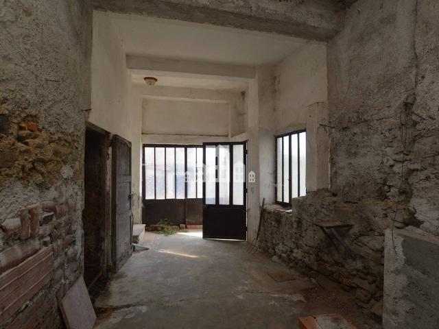 Villa Indipendente in vendita a Val di Chy, Piemonte