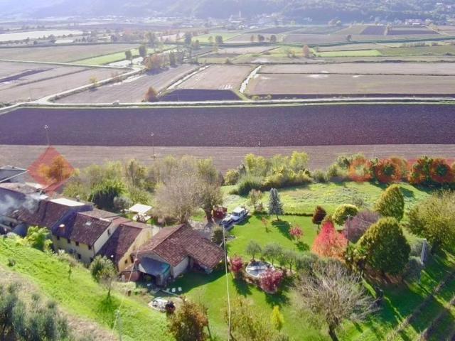 Villa Indipendente in vendita a Val Liona, Veneto